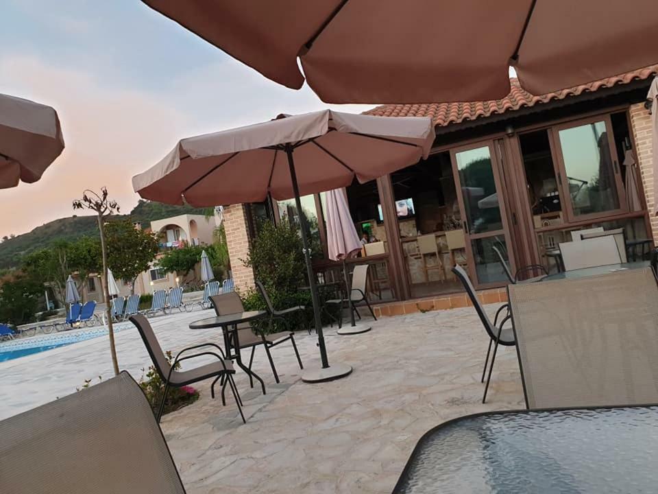 Daniel Hotel (Adults Only) Kalamákion Exterior foto